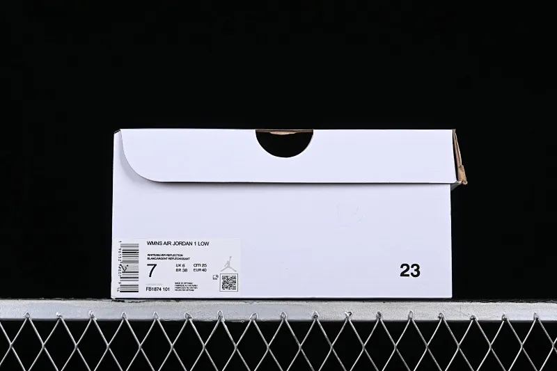 All categories Air Jordan Jordan series basketball shoes Air Jordan 1 Low Z version Air Jordan 1 Low "Dare To Fly" AJ1 Joe 1 Silver Cultural low-top casual sneakers FB1874-101